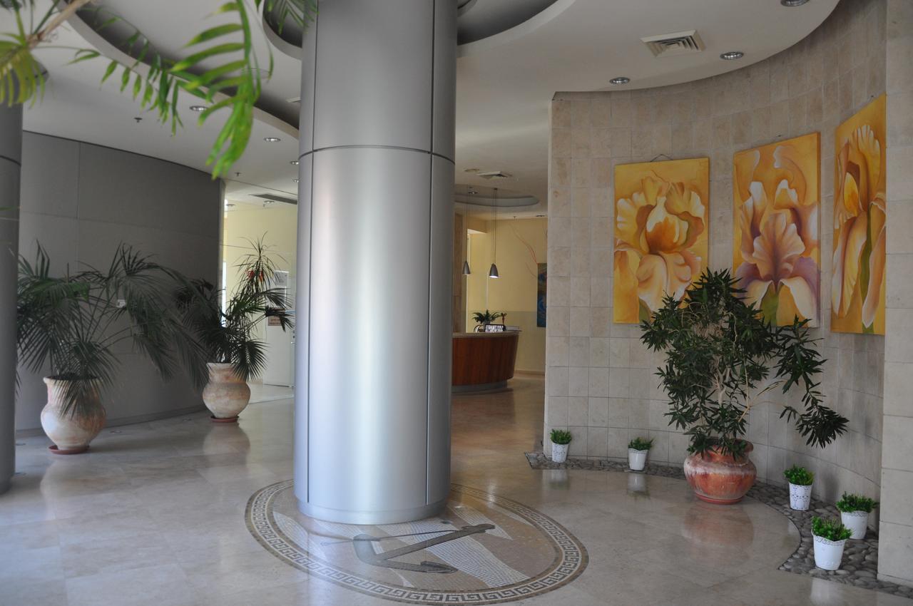 Sky Home Luxury Apartment With Sea View Bat Yam Exteriör bild
