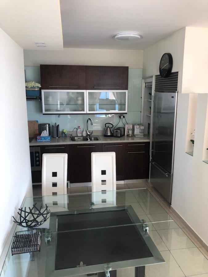 Sky Home Luxury Apartment With Sea View Bat Yam Exteriör bild